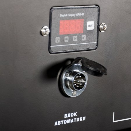Бензиновый генератор с электростартером и коннектором автоматики FUBAG BS 7500 A ES в Воронеже фото